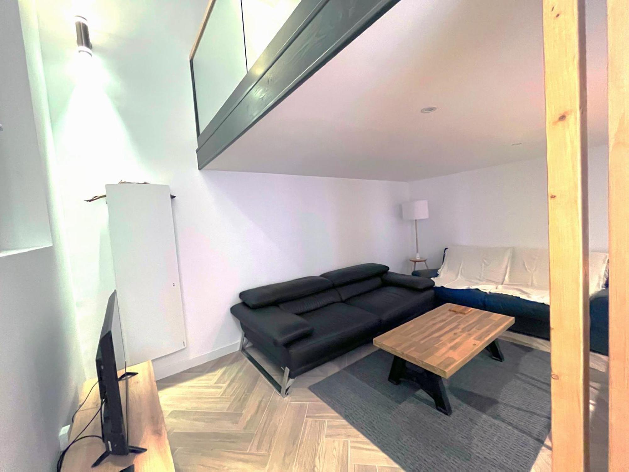 T3 Calme Et Cosy, Idealement Situe Pres Du Chateau Et De La Gare, Dans Un Cadre Paisible 랑부예 외부 사진